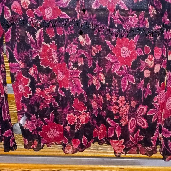 Express Women's Black Burgundy Floral Sheer Beaded Long Bell Sleeve Sz LargeTop - Picture 5 of 16